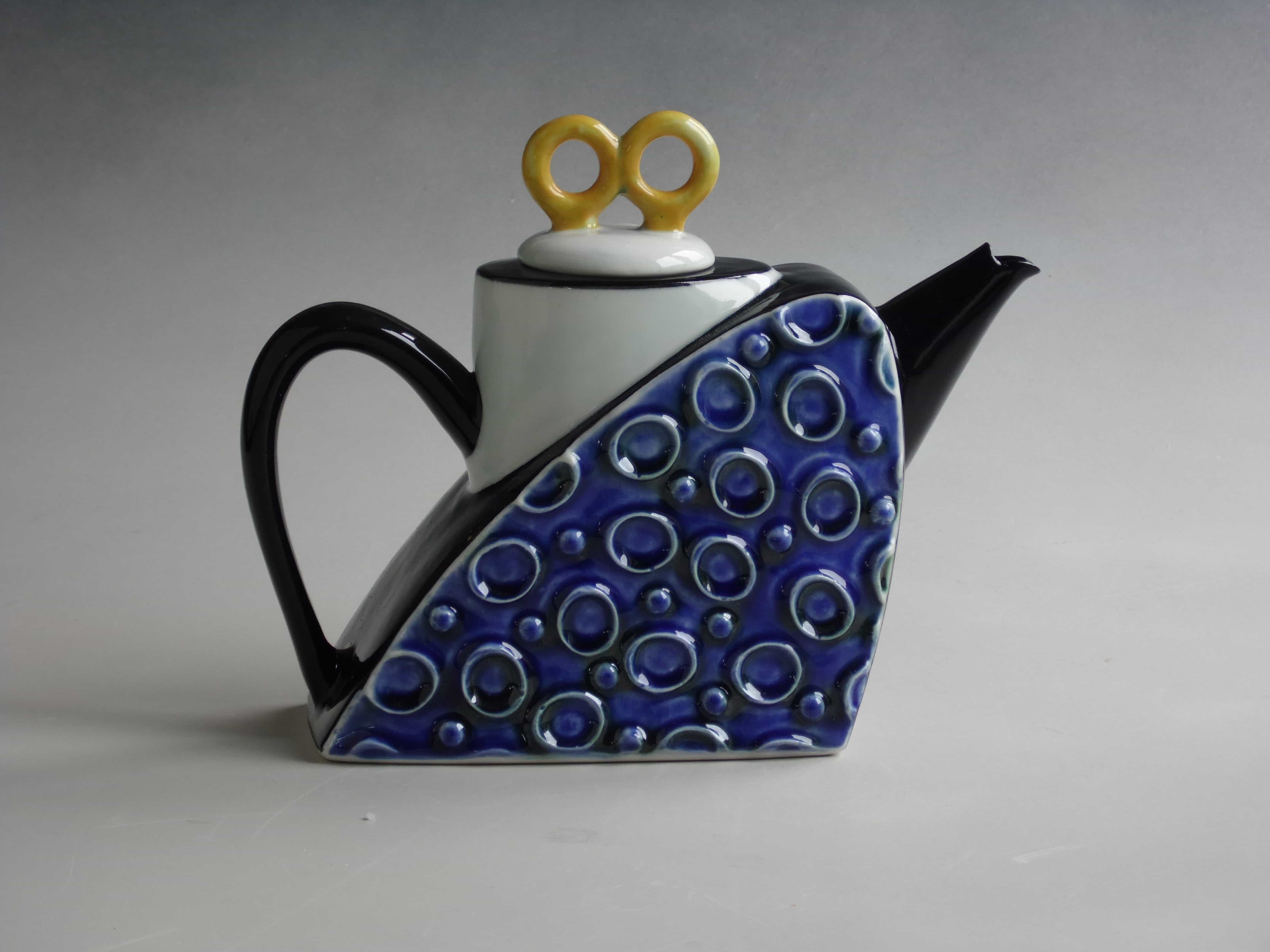 Blue%20Circles%20Teapot