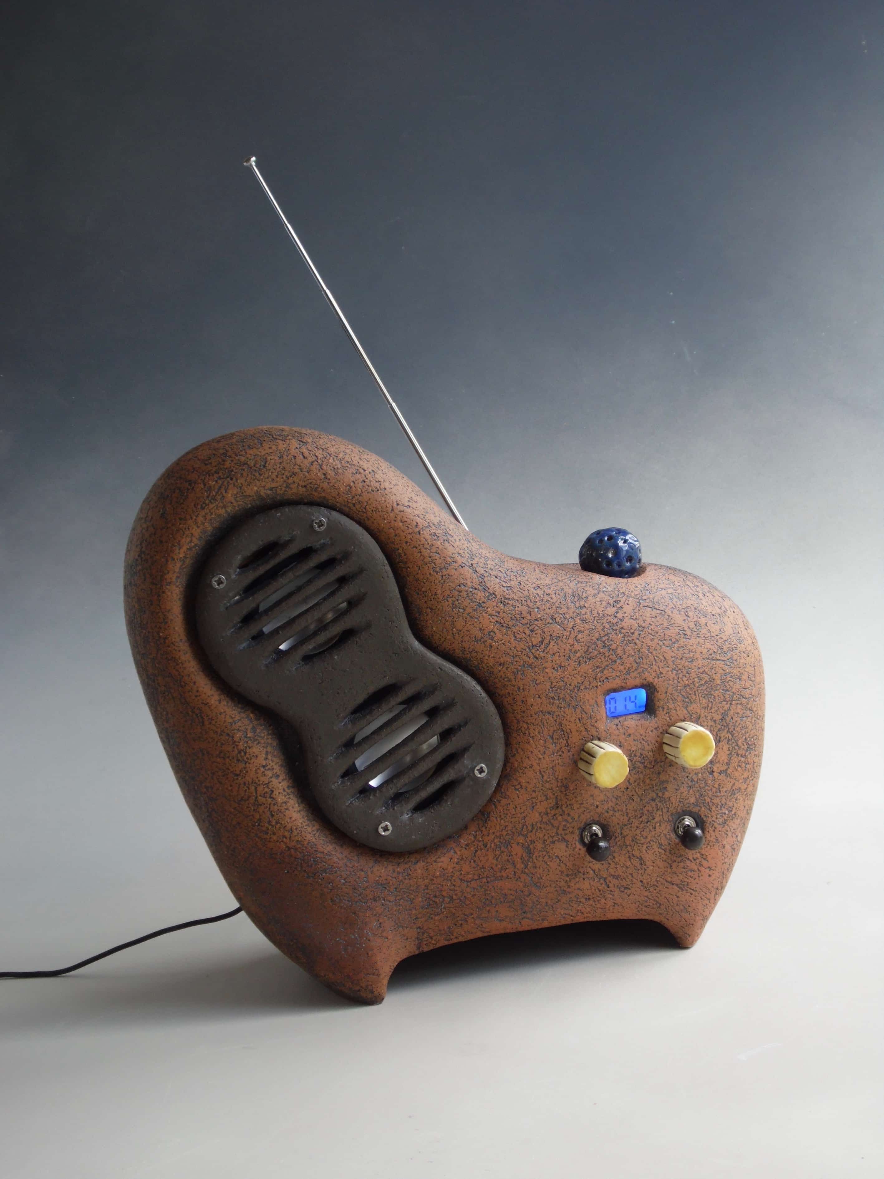 Radio%20¾%20View%20copy