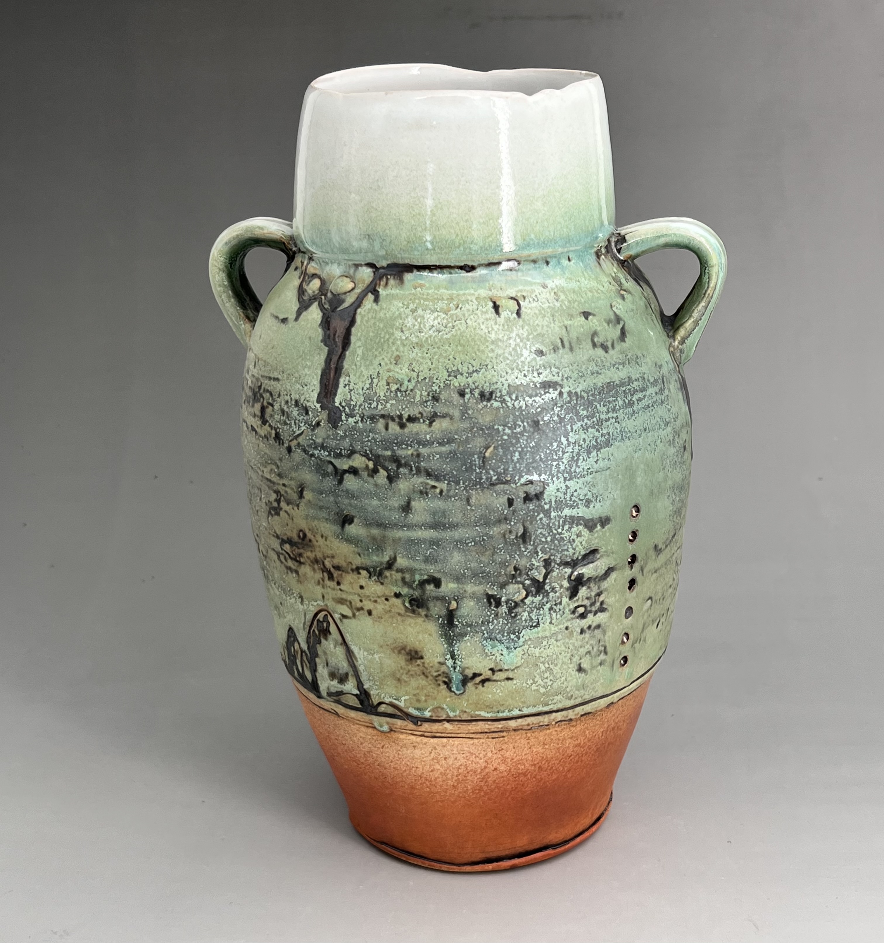 large green vase 0285